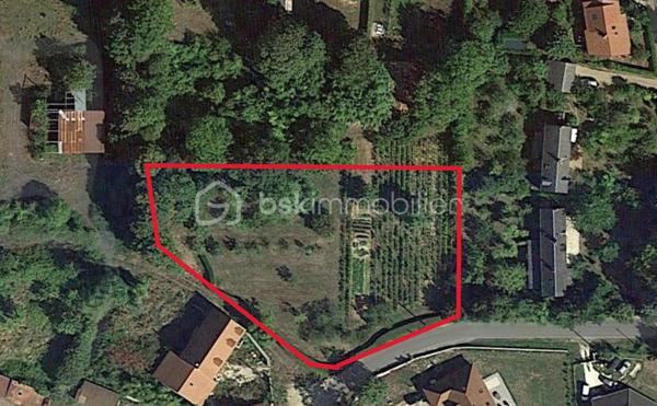 Terrain de 3 149 m²