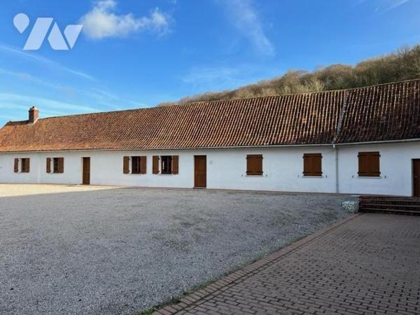 MONTREUIL, Fermette rénovée - Idéalement située, venez découvrir cette magnifique longère bâtie...