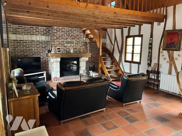 MONTREUIL, Fermette rénovée - Idéalement située, venez découvrir cette magnifique longère bâtie...