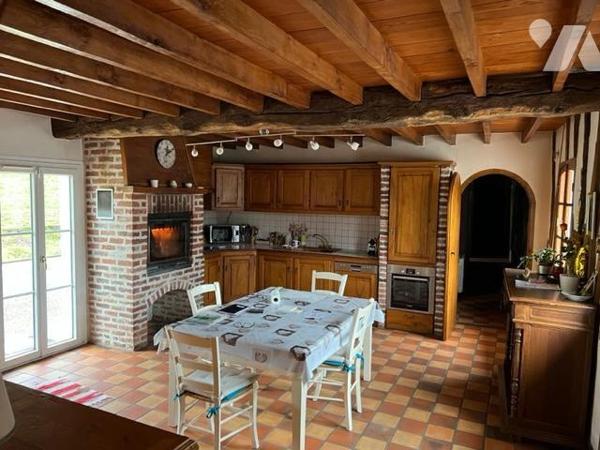 MONTREUIL, Fermette rénovée - Idéalement située, venez découvrir cette magnifique longère bâtie...