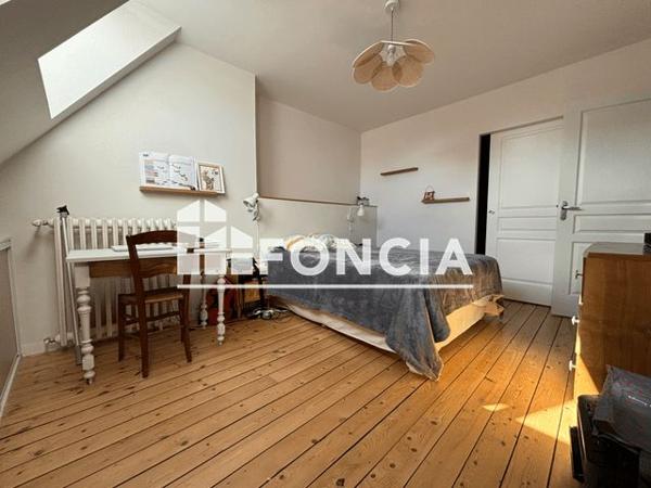 À vendre Appartement 5 pièces 130 m² - Laval 53000