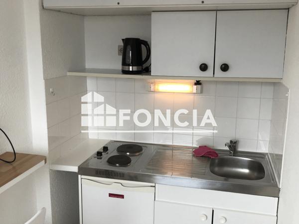 Location Studio meublé 27.36 m² - 16 RUE MAURICE ROLLINAT Limoges 87000