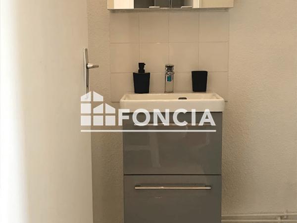 Location Studio meublé 27.36 m² - 16 RUE MAURICE ROLLINAT Limoges 87000