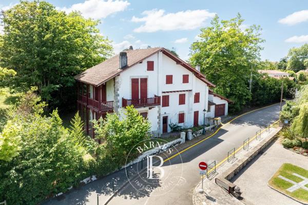 Guéthary, Maison 8 Chambres -  278 m² à vendre