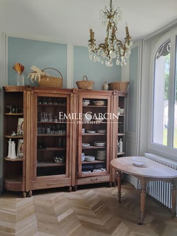 A VENDRE - Saint Sauveur En Puisaye - Bourgogne-  Maison de Maître avec dépendance sur un parc arboré de 2ha