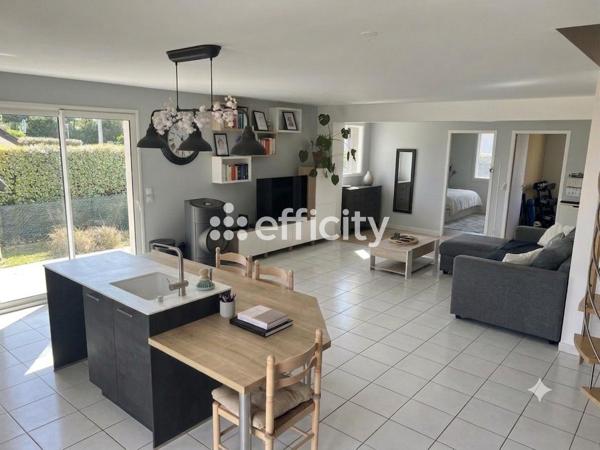Maison
         7 pièces
        - 134 m² Exclusivité 279 000 € *