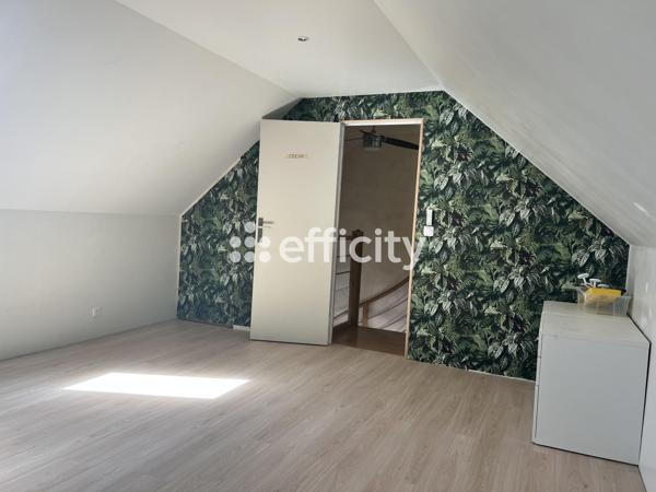 Maison
         7 pièces
        - 134 m² Exclusivité 279 000 € *