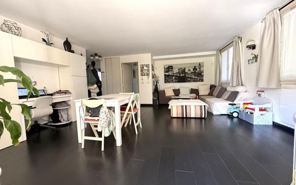 Appartement à vendre    4 pièces • 81 m2 Saint-Germain-lès-Corbeil