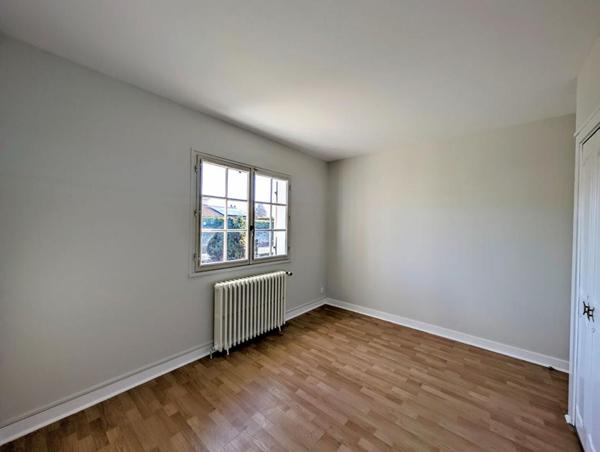 Maison  5 pièce(s) 100 m2 Référence 430791 Crit