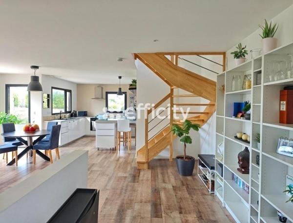 Maison 6 pièces - 126 m²