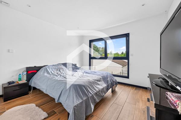 Maison 7 pièces 295 m2