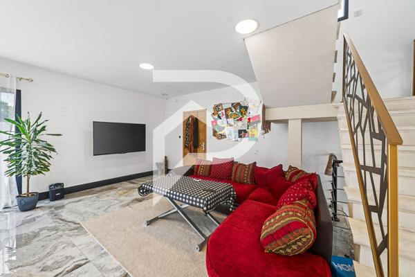 Maison 7 pièces 295 m2