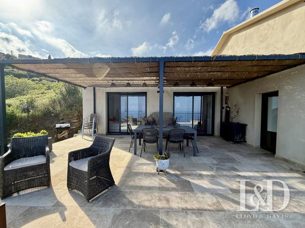 Villa de plain pied vue panoramique sur les îles toscanes