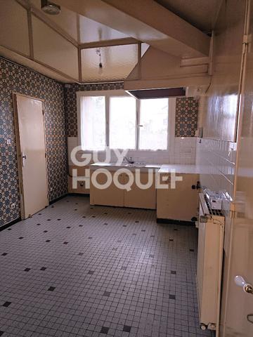 MAISON TYPE 7 SUR 3 NIVEAUX 140 M² GARAGE JARDIN 200 M² BAS DES COTEAUX DE PECH DAVID