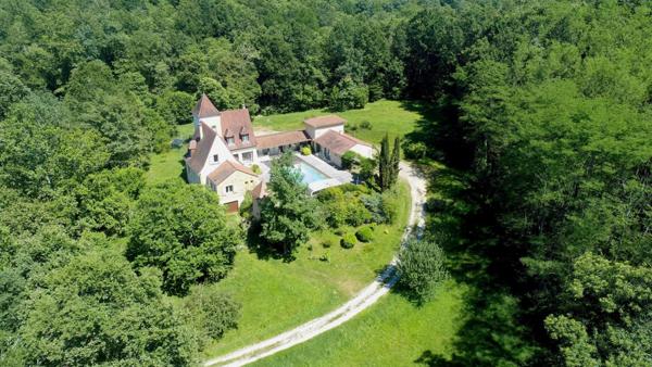 Vente Maison 300 m2 à Villefranche-du-Périgord