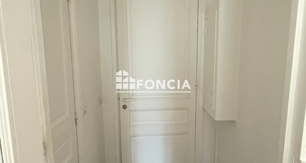 Location Appartement 3 pièces 52.6 m² - Paris 75015