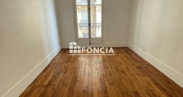 Location Appartement 3 pièces 52.6 m² - Paris 75015