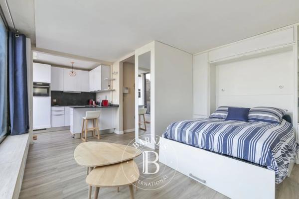 Paris 8ème, Appartement  40 m² à vendre