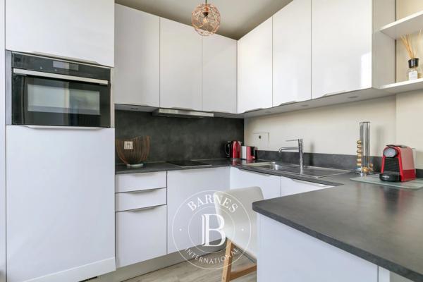 Paris 8ème, Appartement  40 m² à vendre