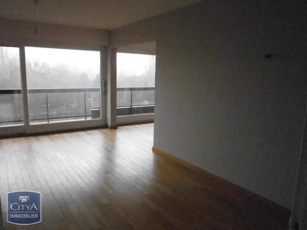 Appartement à louer 5 pièces 121.37m² Dijon (21000)