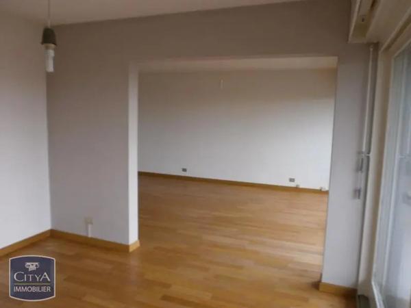 Appartement à louer 5 pièces 121.37m² Dijon (21000)
