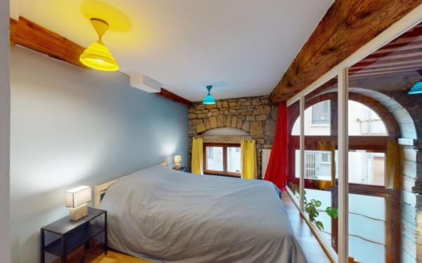 Appartement à vendre    4 pièces • 93 m2 Lyon 4