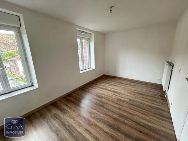 Appartement à louer 4 pièces 83.4m² Bogny-sur-Meuse (08120)