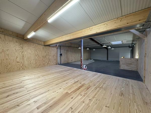 Local Bègles 185m²