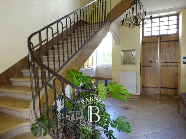 Montbard, Hôtel particulier 7 Chambres -  750 m² à vendre