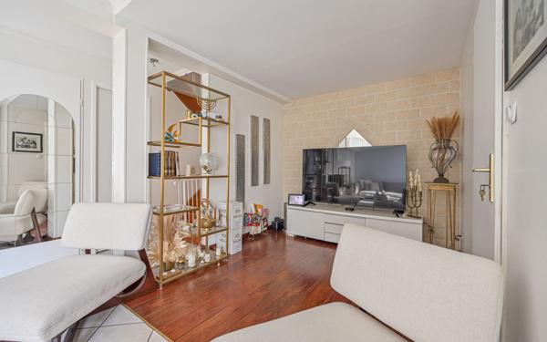 Maison à vendre    5 pièces • 115 m2 Pantin