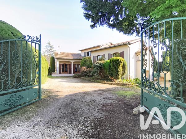 Maison à vendre 7 pièces 231 m² Genas