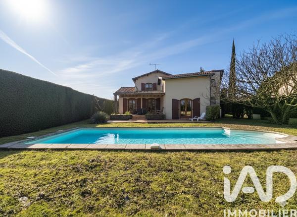 Maison à vendre 7 pièces 231 m² Genas