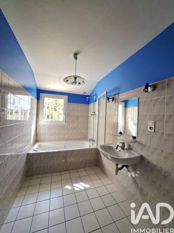 Maison à vendre 6 pièces 137 m² Saint-Philbert-de-Grand-Lieu