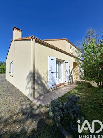 Maison à vendre 6 pièces 137 m² Saint-Philbert-de-Grand-Lieu