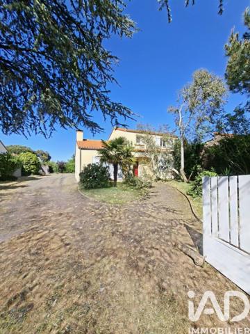 Maison à vendre 6 pièces 137 m² Saint-Philbert-de-Grand-Lieu