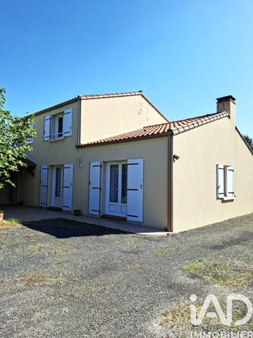 Maison à vendre 6 pièces 137 m² Saint-Philbert-de-Grand-Lieu