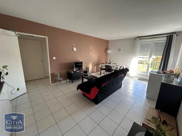 Appartement à louer 2 pièces 48.35m² Bourges (18000)