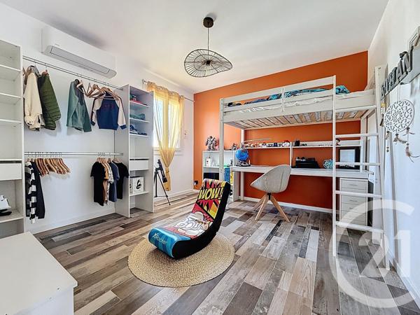 Maison à vendre  5 pièces - 129,91 m 2   MARSEILLE  - 13013