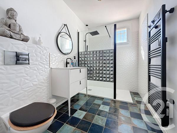 Maison à vendre  5 pièces - 129,91 m 2   MARSEILLE  - 13013