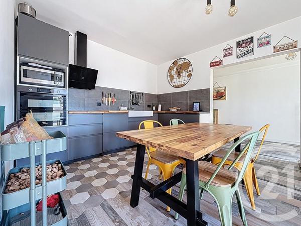 Maison à vendre  5 pièces - 129,91 m 2   MARSEILLE  - 13013