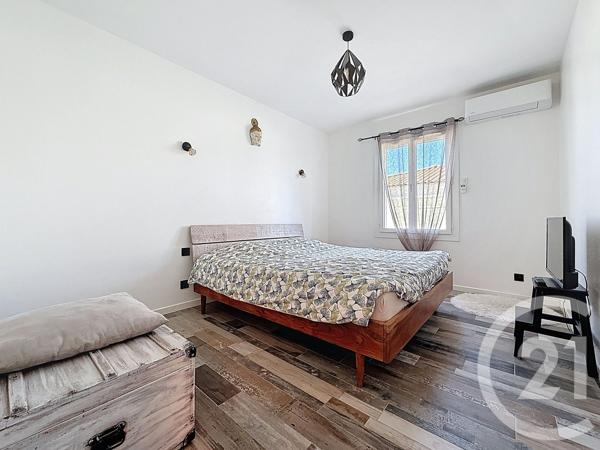 Maison à vendre  5 pièces - 129,91 m 2   MARSEILLE  - 13013