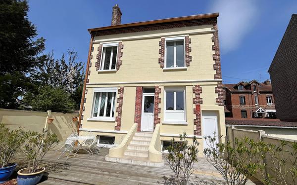 Maison à vendre    5 pièces • 131,21 m2 Beauvais