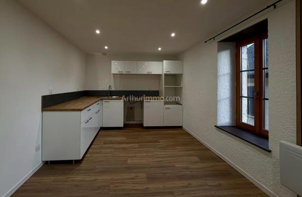 Location Appartement 4 pièces 69 m2 à Morestel