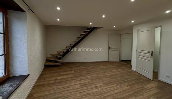 Location Appartement 4 pièces 69 m2 à Morestel