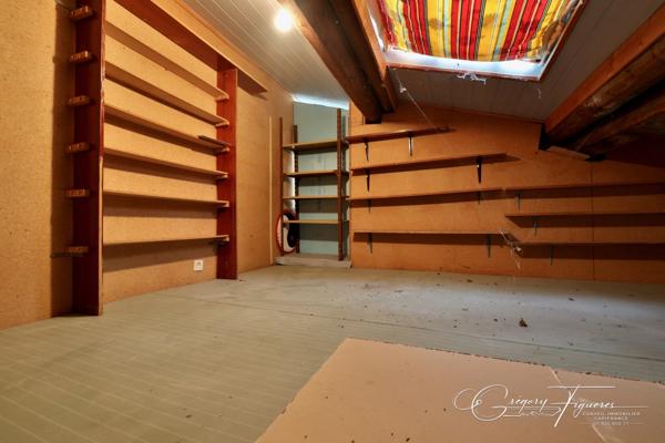 MAISON FAMILIALE – 128 m² – 7 PIÈCES – 5 CHAMBRES – TERRAIN 1 508 m² – RIVE-DE-GIER
