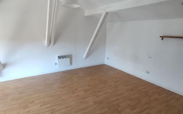 Appartement à louer    1 pièce •  Mont-de-Marsan