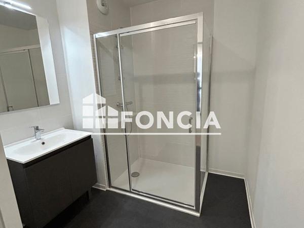 Location Appartement 3 pièces 61.99 m² - RUE HENRIETTE BICARD ZAC QUAI SAINT SERGE Angers 49100