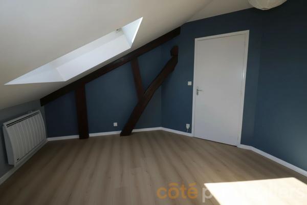 Vente
                Appartement56,68 m² - 3 Pièces -
                    SAINT CYR EN VAL (45590)