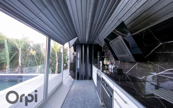 Maison à vendre    5 pièces •  Saint-Féliu-d'Amont