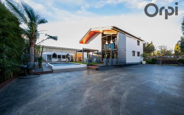 Maison à vendre    5 pièces •  Saint-Féliu-d'Amont